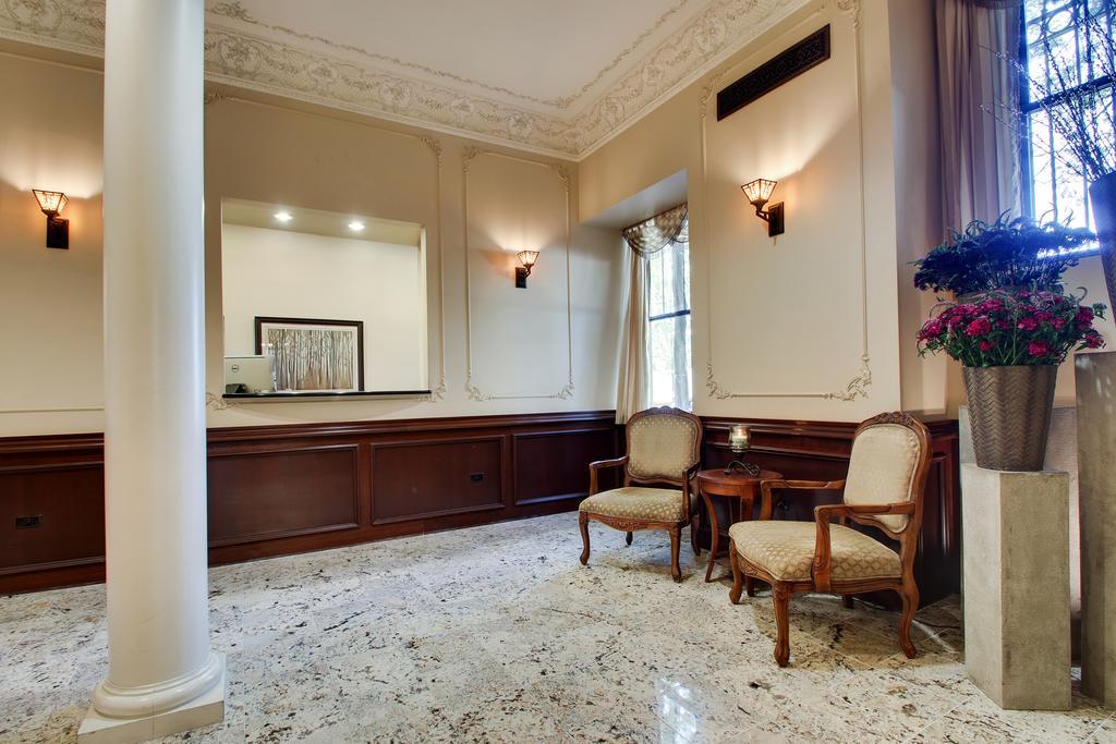 Dewitt Hotel And Suites Chicago Exteriér fotografie