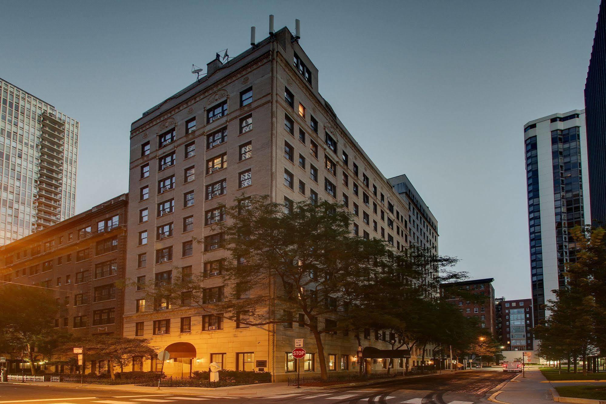 Dewitt Hotel And Suites Chicago Exteriér fotografie